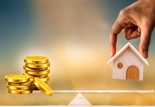 Real Estate vs. Gold: किसमें निवेश करना स्मार्ट ऑप्शन, ज्यादा मुनाफे के लिए कहां लगाएं पैसा? 